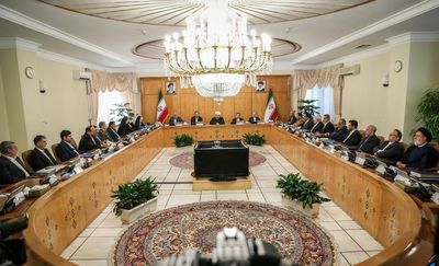 تخلفات دولت در ابلاغ به موقع قوانین و آیین نامه‌ها/ تاکید در خصوص آیین‌نامه‌های اجرایی قانون بودجه سال‌۹۶