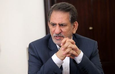 جهانگیری: دولت حداکثر تلاش خود را برای خدمت‌رسانی به مردم خوزستان بکار می‌گیرد/ اجرای طرح‌های صنعتی در مناطق محروم موجب اشتغال و رونق اقتصادی