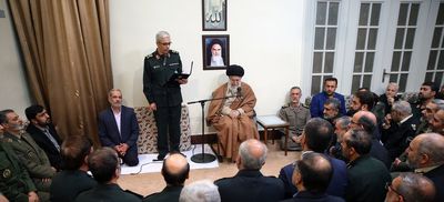 رهبر انقلاب:‌ تقویت نیروهای مسلح آسیب‌ناپذیری ملت را حفظ می‌کند