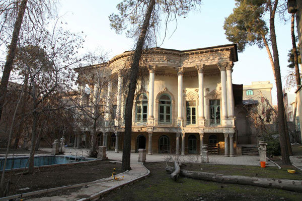 «خونه»ی فراموش‌شده/ مشاهیر از عمارت دولتمرد ایرانی می‌گویند 