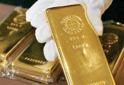 فشار بازارهای جهانی بر قیمت طلا