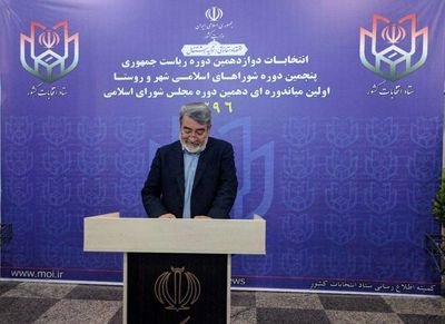 وزیر کشور رای خود را به صندوق انداخت +عکس