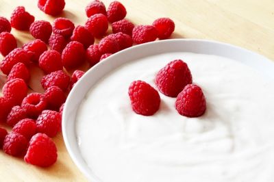 بهترین مواد غذایی برای مقابله با پیری پوست