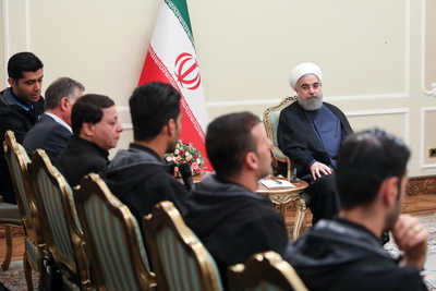 روحانی: باید تمام تلاش خود را برای شاد کردن ملت بکار گیریم/ زمان پیروزی همه گروه‌ها، قومیت‌ها با هم متحد هستند