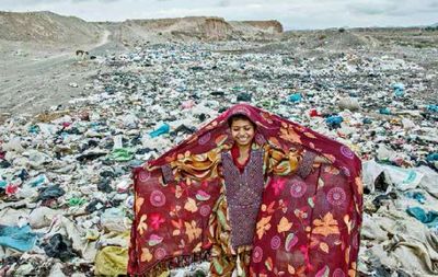 زیبا مثل کودکی، کثیف مثل زباله