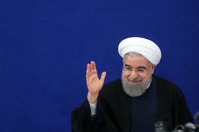 هشتگ«حامی روحانی‌ام»، ۱۰ موضوع داغ توییتر شد +عکس