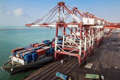 ایران سه بندر خود را برای انتقال مواد غذایی به قطر اختصاص می دهد