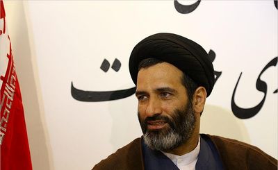 رئیس‌جمهور از وزرای میدانی و عملگرا استفاده کند
