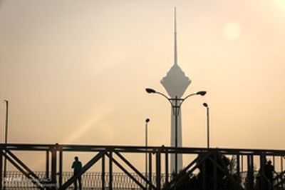 هوای تهران در مرز آلودگی