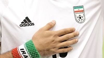 قوانین فدراسیون فوتبال ایران را نقره‌داغ کرد