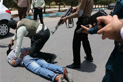 سرقت مسلحانه از بانک در قزوین ناکام ماند