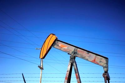 کاهش بهای نفت در معاملات هفته گذشته