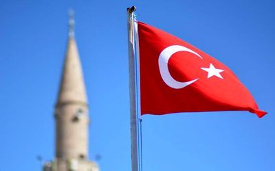 ترکیه ۱۸۰۰کارمند برکنار شده را دوباره به کار دعوت می‌کند
