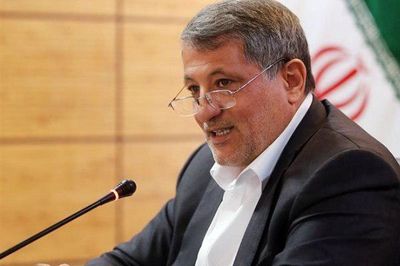 هاشمی: ماندن یا رفتن صالحی امیری منوط به نظر شهردار تهران است
