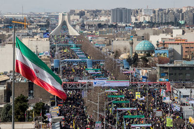 آغاز جشن بزرگ پیروزی انقلاب اسلامی در سراسر کشور/ ۲۵۰خبرنگار خارجی جشن ملی مردم ایران را پوشش می‌دهند