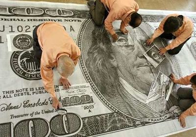 روسیه به دنبال پایان دادن به سلطه دلار آمریکا بر بازار جهانی