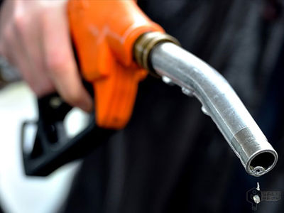 فروش بنزین به قیمت بیش از ۱۰۰۰تومان ممنوع است