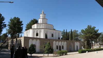 سرزمین طلای سرخ، نگینی در دل کویر