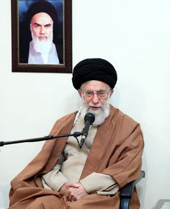 نگاهی به ۲۰سال نامگذاری سالانه از سوی مقام معظم رهبری