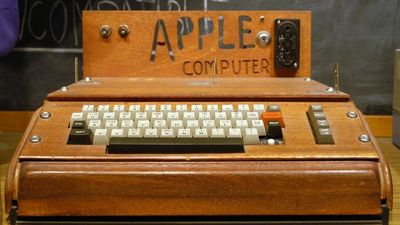 تولد ۴۱ سالگی نخستین رایانه اپل +تصاویر