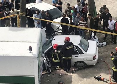 ۷کشته و زخمی در تصادف پراید با کانکس پلیس +عکس