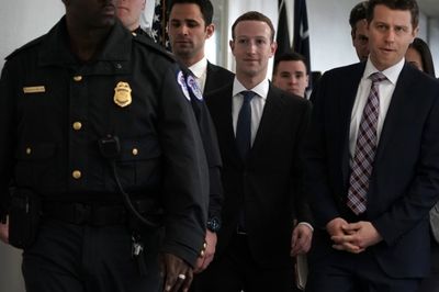 زاکربرگ: فیسبوک با بازرس پرونده روسیه همکاری دارد