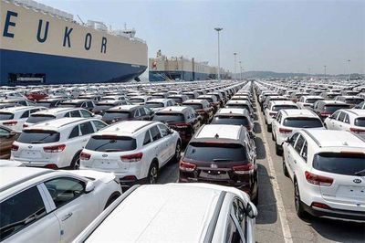 واردات ۵۶هزار دستگاه خودرو در سال۹۶ / واردات قطعات خودرو به ۲.۵میلیارد دلار رسید