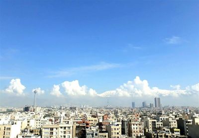 تعداد ساختمان‌های ساخته شده مغایر با طرح تفصیلی به اندازه گستره شهر تهران است!/ دیگر نمی‌شود ساخت‌وسازهای تهران را اصلاح کرد
