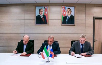 اتصال شبکه های برق ایران،جمهوری آذربایجان و روسیه بررسی شد