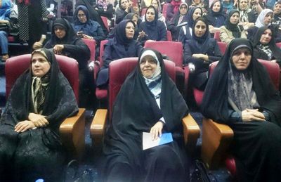 نایب رییس فراکسیون زنان مجلس: زایمان نباید مانع اشتغال بانوان شود