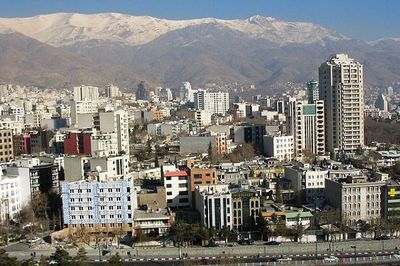 سرمایه‌های سرگردان به بازار مسکن می‌روند؟/ مشاوران املاک و نوسانات ارزی عامل نابسامانی بازار مسکن است