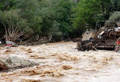 ۷ حادثه دیده در پی سیلاب لواسان