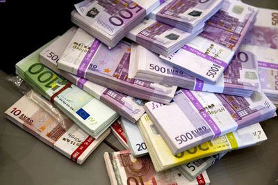 پیشنهاد جایگزینی یورو به عنوان ارز مبنای صندوق توسعه ملی/ در حال حاضر ذخایر ارزی کشور بر مبنای یورو است