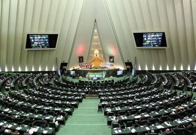 مجلس با تشکیل وزارت میراث فرهنگی، گردشگری و صنایع دستی مخالفت کرد