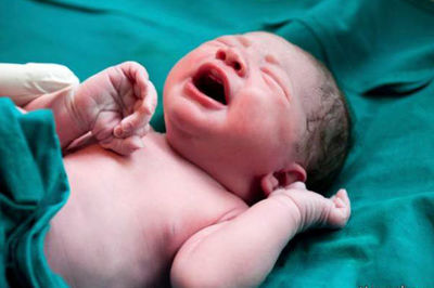 یک نوزاد در بیمارستان همدان ربوده شد