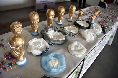 کشف مخدر در مجسمه‌های جام جهانی فوتبال در آرژانتین