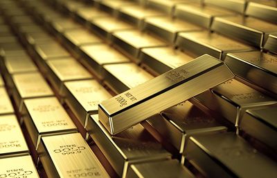 قیمت طلا پس از نشست فدرال رزرو به ۱۳۶۰دلار می‌رسد/ آینده فلز زرد متاثر از سیاست‌های چشم بادامی‌ها