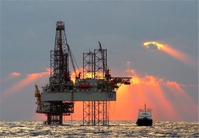 تولید نفت ایران در ماه می ۲۰ هزار بشکه کاهش یافت