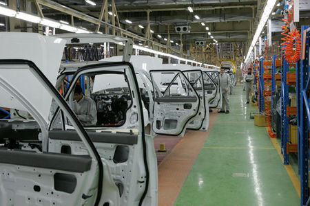 خودروسازان گارانتی تعمیر و قطعات را جدی بگیرند/ ۳میلیون واحد صنفی در کشور فعال است