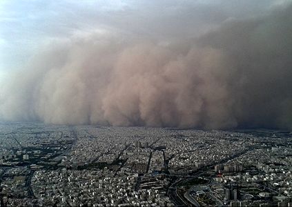 خیزش گرد و خاک در تهران