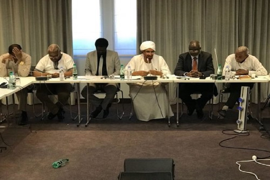 مخالفان سودانی: کاهش وزرا مشکلات اقتصادی را حل نمی کند