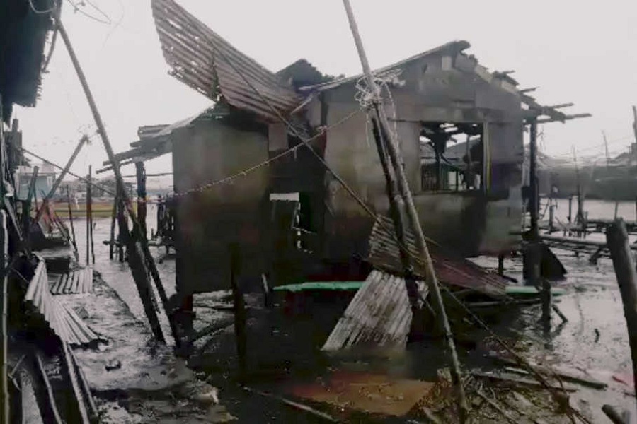 شمار قربانیان ابرطوفان منگخوت در فیلیپین به 60 نفر رسید