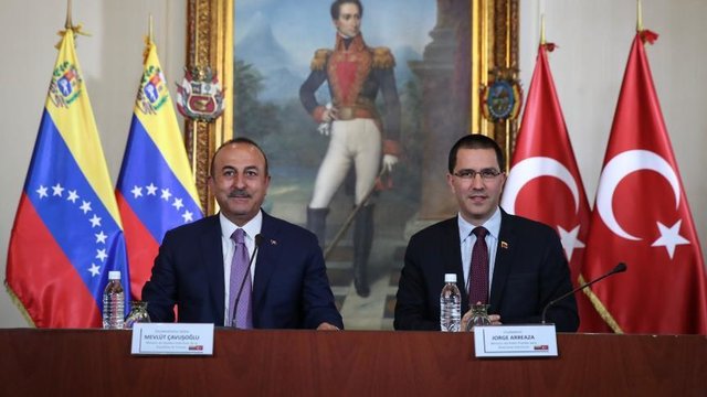 توافق ترکیه و ونزوئلا برای کنار گذاشتن دلار از مبادلات اقتصادی