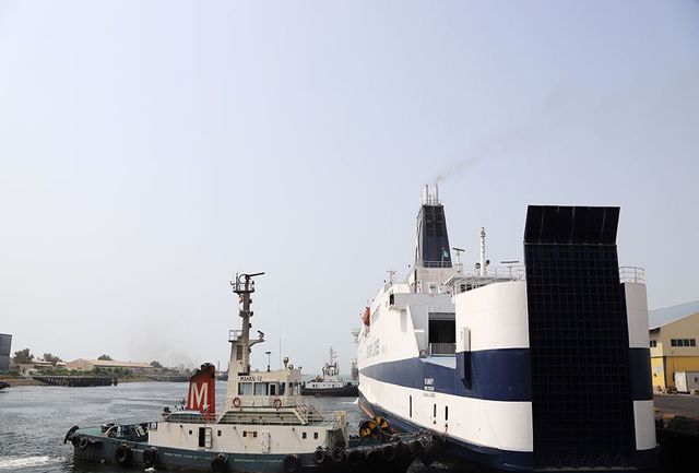 آغاز فعالیت کشتی سانی در مسیر دریایی بین بنادر شهید باهنر و شارجه/ تنوع بخشی به خدمات مسافری در پنج کلاس/ امکان حمل کانتینرهای صادراتی