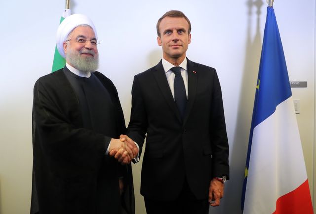 تاکید رؤسای جمهور ایران و فرانسه بر ضرورت حفظ و تقویت برجام و توسعه همکاریهای اقتصادی و بانکی