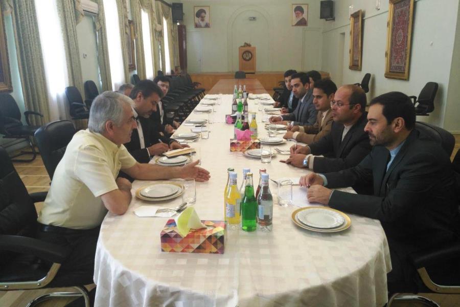مشکلات فعالان اقتصادی ایران در ارمنستان بررسی شد
