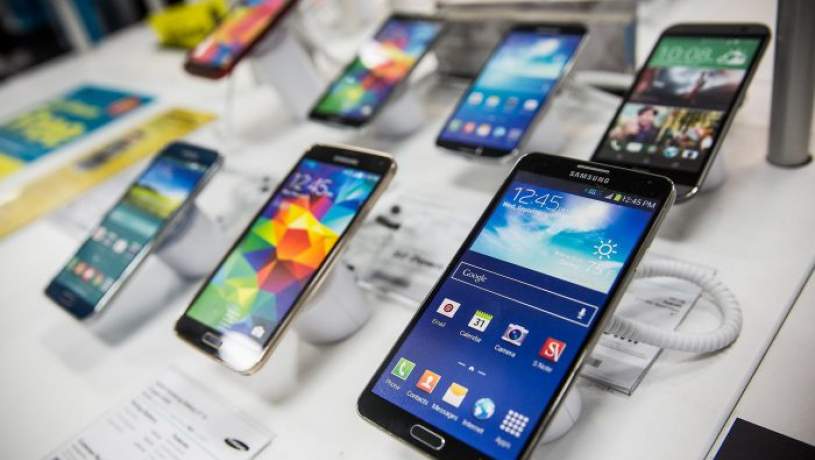 واردات گوشی موبایل با ارز نیمایی مجاز شد
