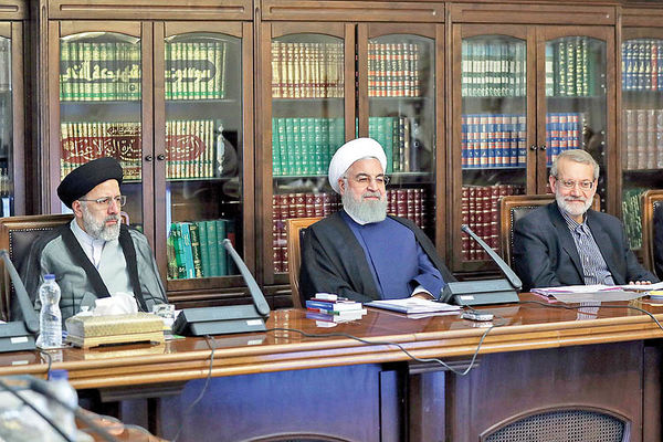پرداخت ۱۰۰ درصدی حقوق کارکنان و بازنشستگان کشوری و لشکری