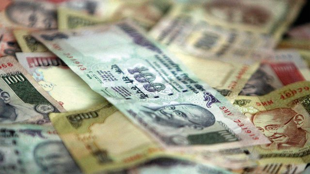 ارزش روپیه هند به پایین‌ترین سطح ۶ ماه اخیر رسید