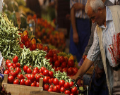 تفاوت ۲۴۰۰تومانی قیمت گوجه فرنگی از مزرعه تا بازار/ مشکلات قابل پیش‌بینی که حل نمی‌شوند